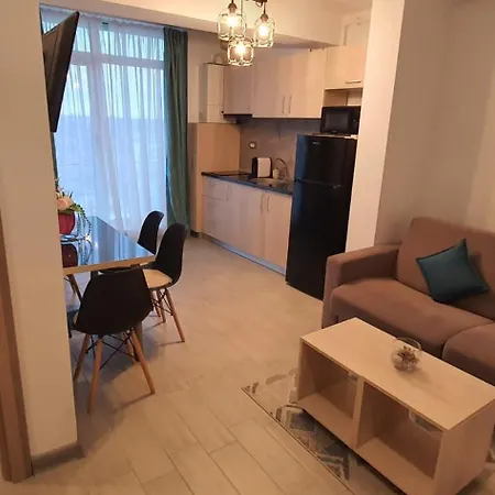 Cozy & Piscina Incalzita,gym,masaj,sauna,jacuzzy Apartman *