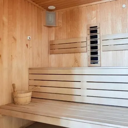Cozy & Piscina Incalzita,gym,masaj,sauna,jacuzzy Apartman Năvodari