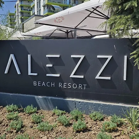 Cozy & Piscina Incalzita,gym,masaj,sauna,jacuzzy *
